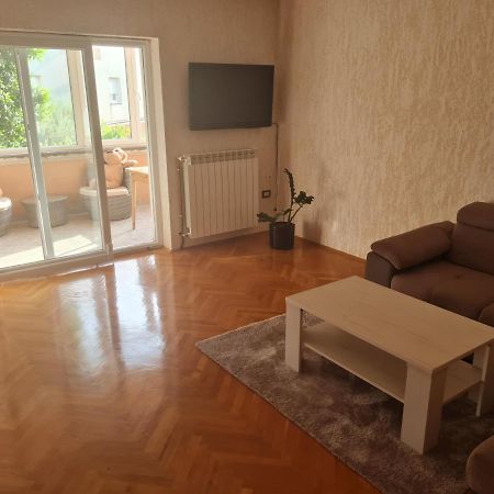 Apartment Donna غييكا المظهر الخارجي الصورة